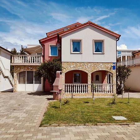 ויר Apartments Fida מראה חיצוני תמונה
